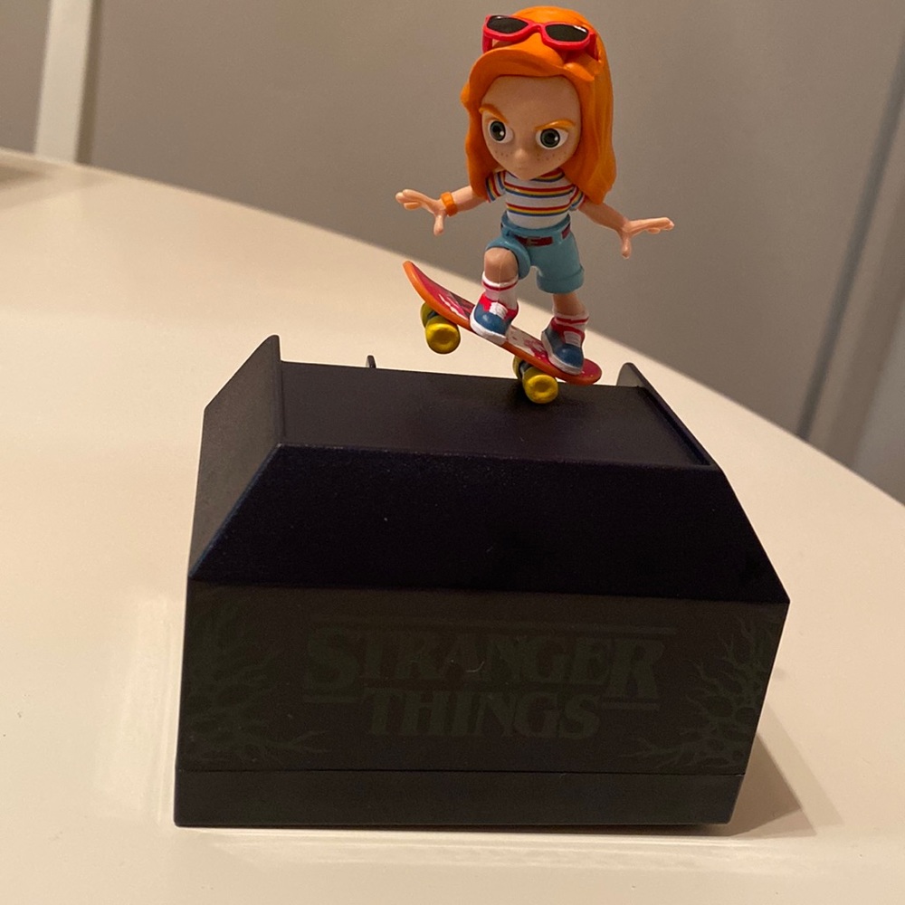 Stranger Things Mystery Figure Tv